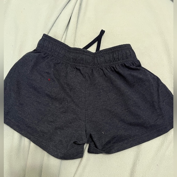 Reebok shorts, size XS - Picture 2 of 2